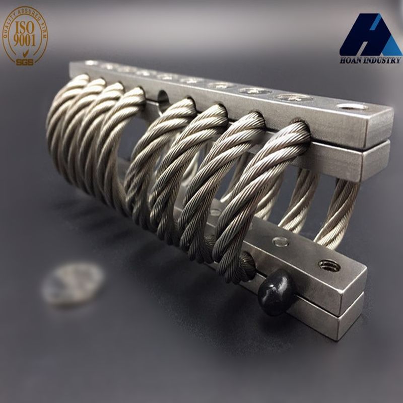 เครื่องแยกสายใยคอมแพคทิก Anti Vibration Mount เครื่องยนต์ยืนแอนเทนนาดาวเทียมเซ็นเซอร์