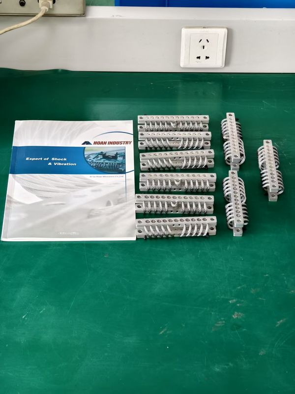 JGX-0956A-75A เครื่องแยกความสั่นสะเทือนจากเชือกสายสําหรับเครื่องบินและอุปกรณ์ทหารที่มีความแข็งไม่ตรง
